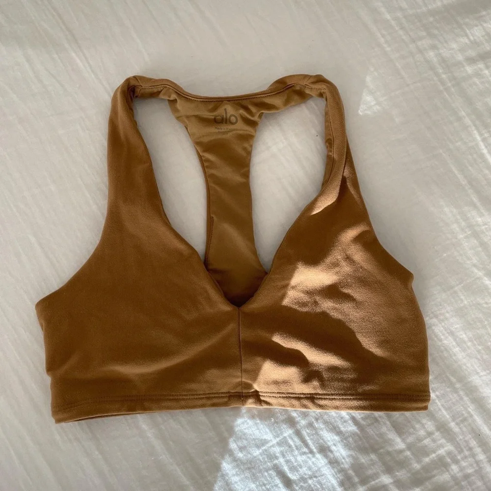 Alo Yoga XS Alosoft Base Bra - Caramel